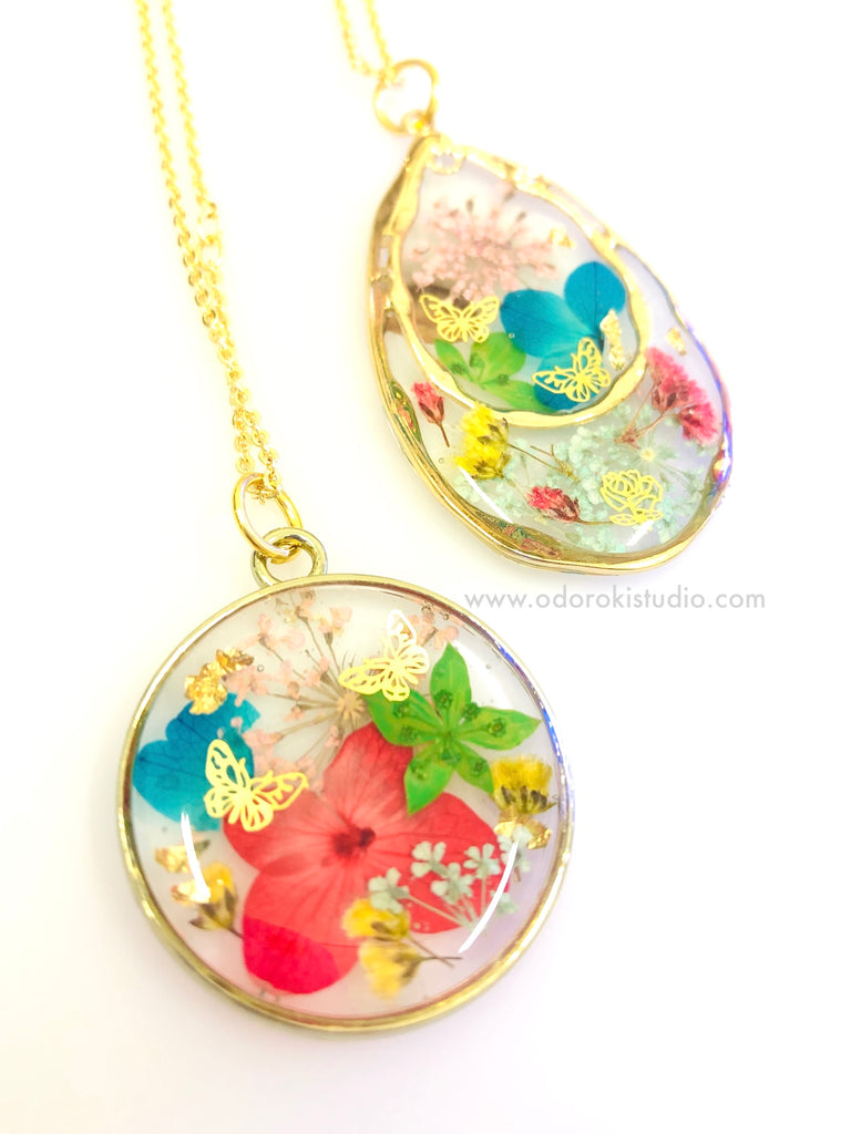 Real Flower Jewellery in Bezel Workshop