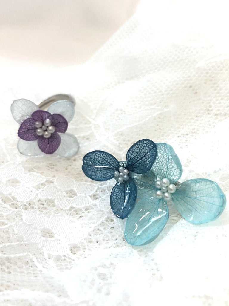 3D Real Flowers Jewellery with UV Resin Workshop