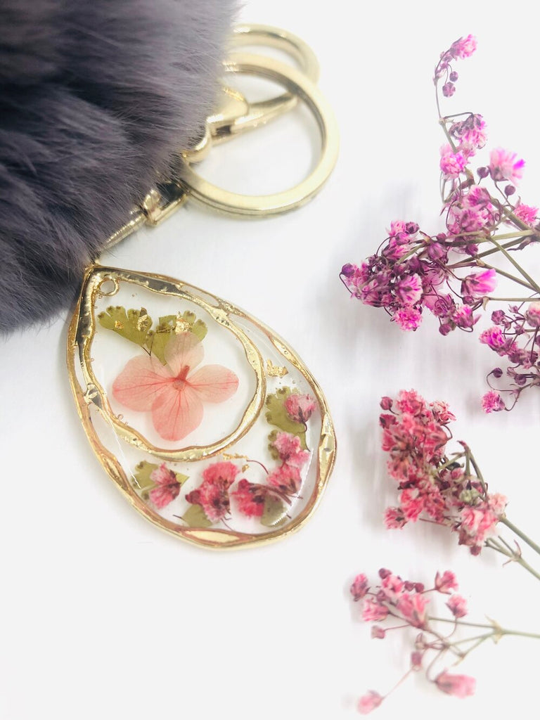 Real Flower Jewellery in Bezel Workshop