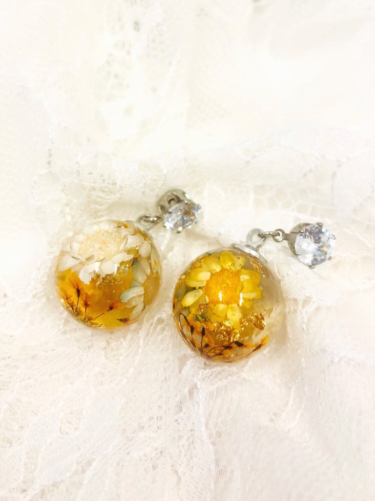 Flowers in Crystal Workshop